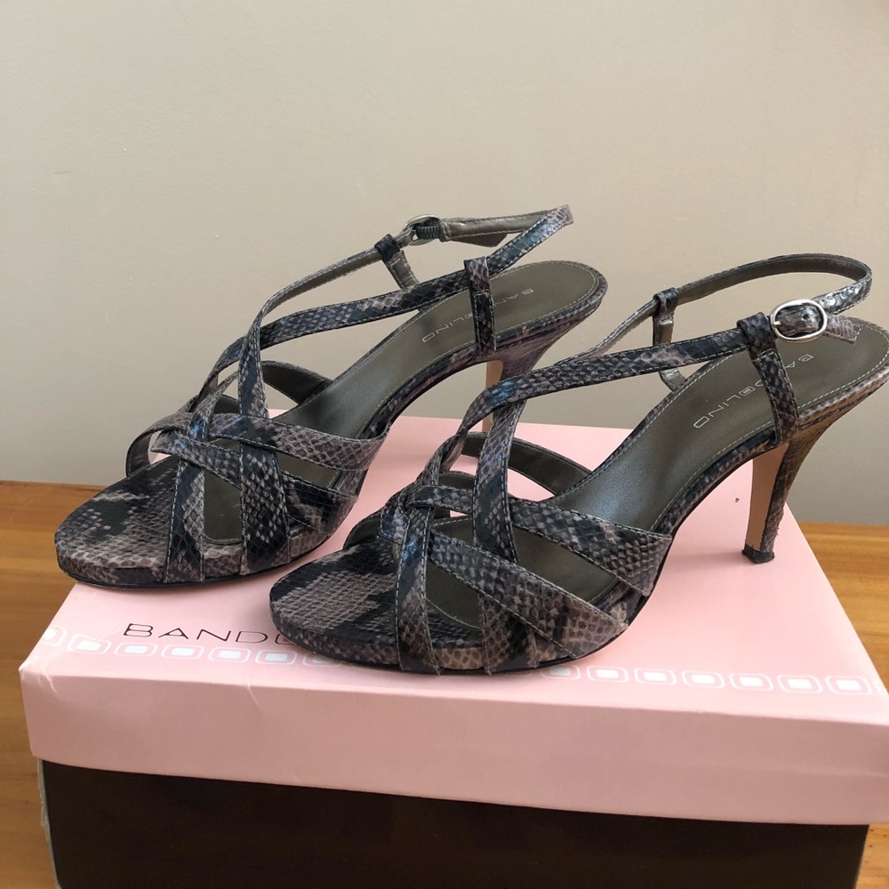Snakeskin print sandal